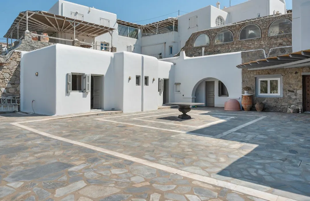 Villa Coventina - Edge Suite-1